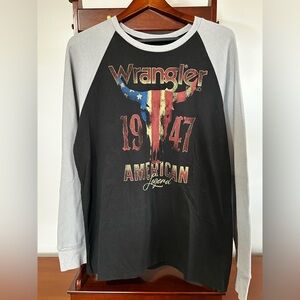 Wrangler Women’s Large Black Gray Patriotic Bull Skull Graphic Long Sleeve Shirt